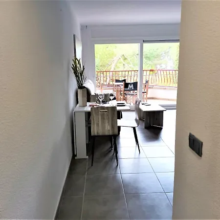 Global-immo 3363 Pujada 9 1-e Apartment